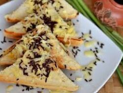 Bisnis Rumahan Berbasis Jualan Roti Bakar Rumahan untuk Cemilan Malam